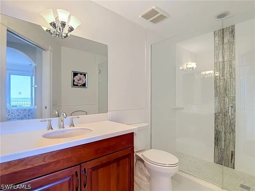 6081 Silver King Boulevard Cape Coral FL 33914