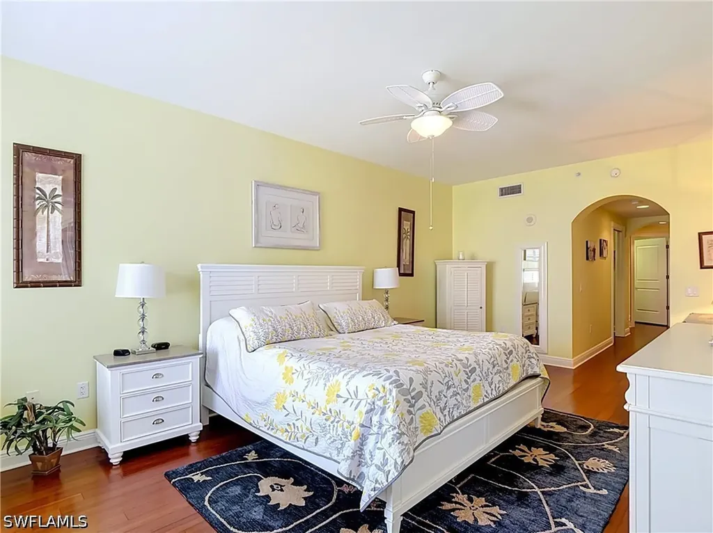 6081 Silver King Boulevard Cape Coral FL 33914