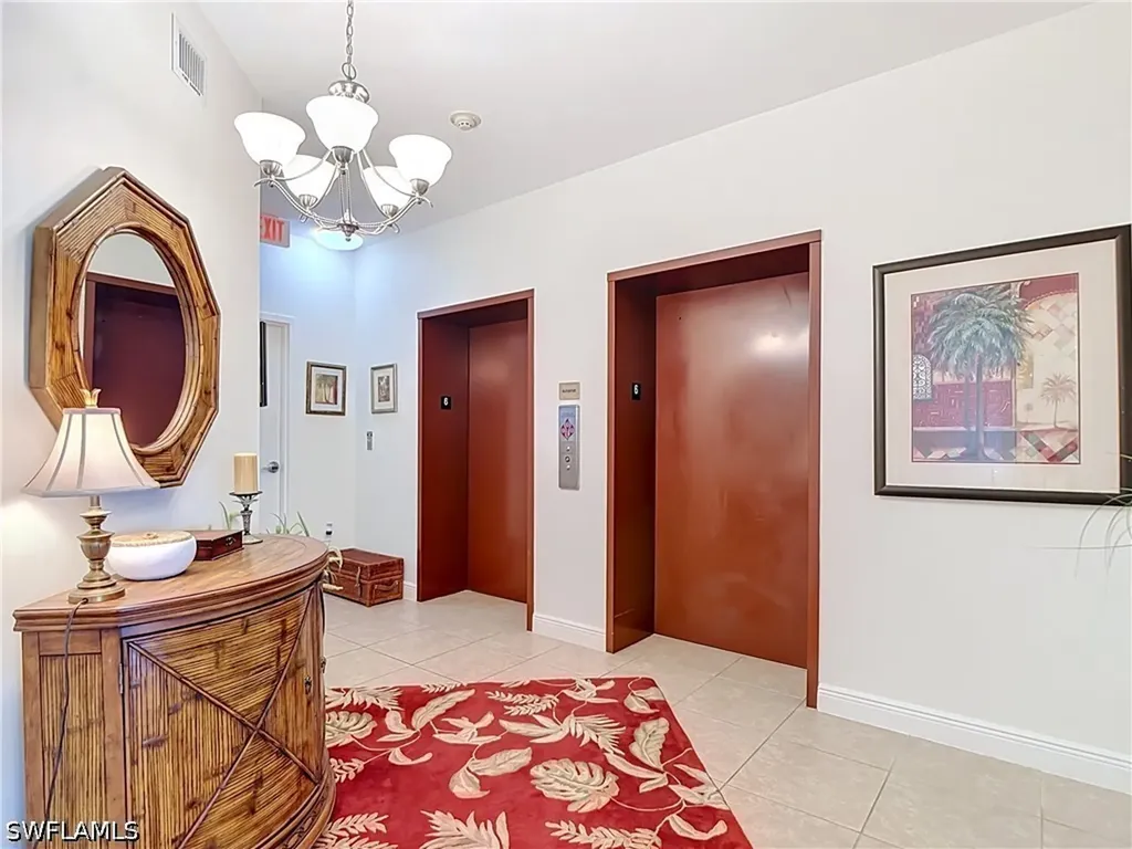 6081 Silver King Boulevard Cape Coral FL 33914