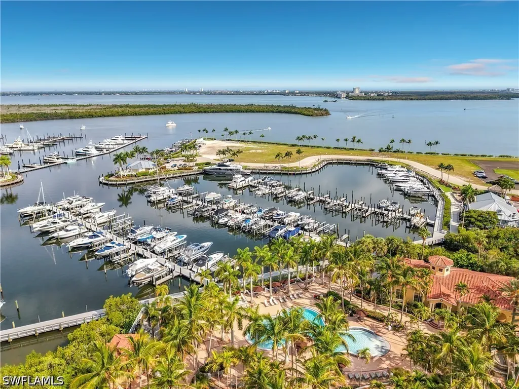 6081 Silver King Boulevard Cape Coral FL 33914