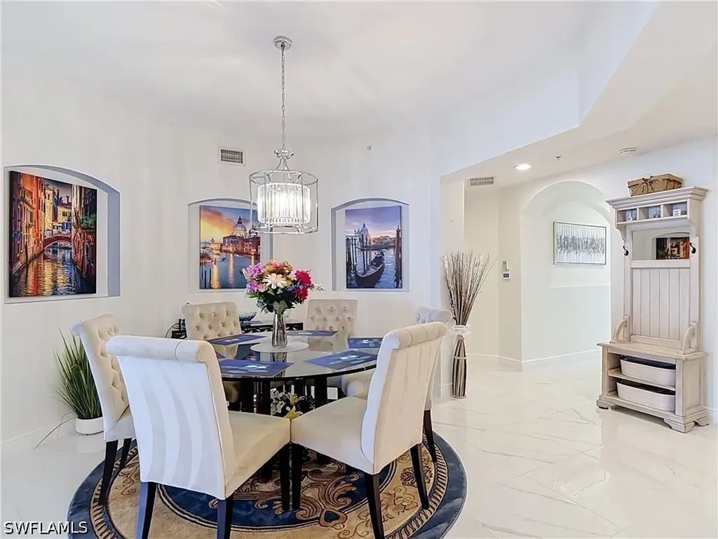 6081 Silver King Boulevard Cape Coral FL 33914