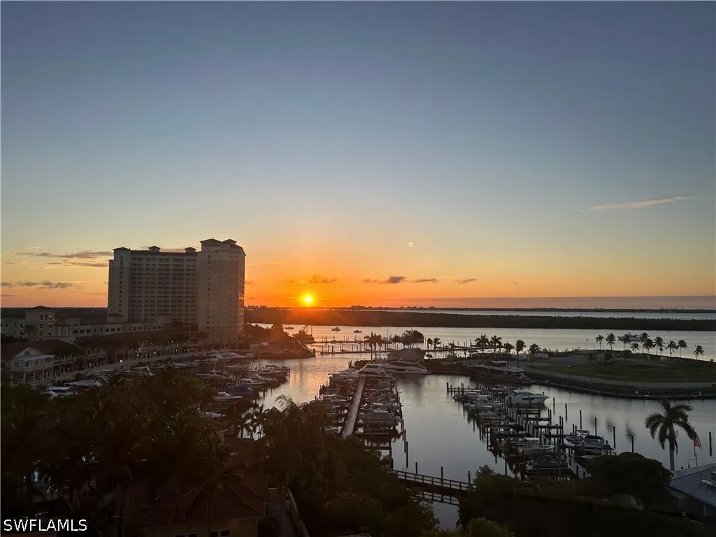 6081 Silver King Boulevard Cape Coral FL 33914