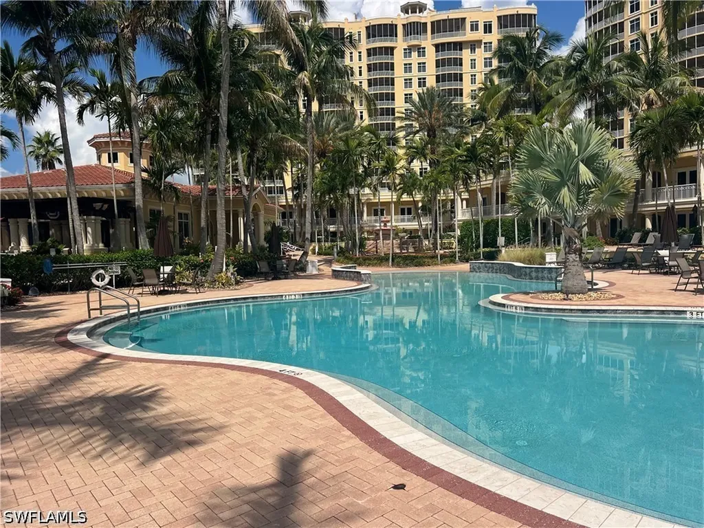 6081 Silver King Boulevard Cape Coral FL 33914