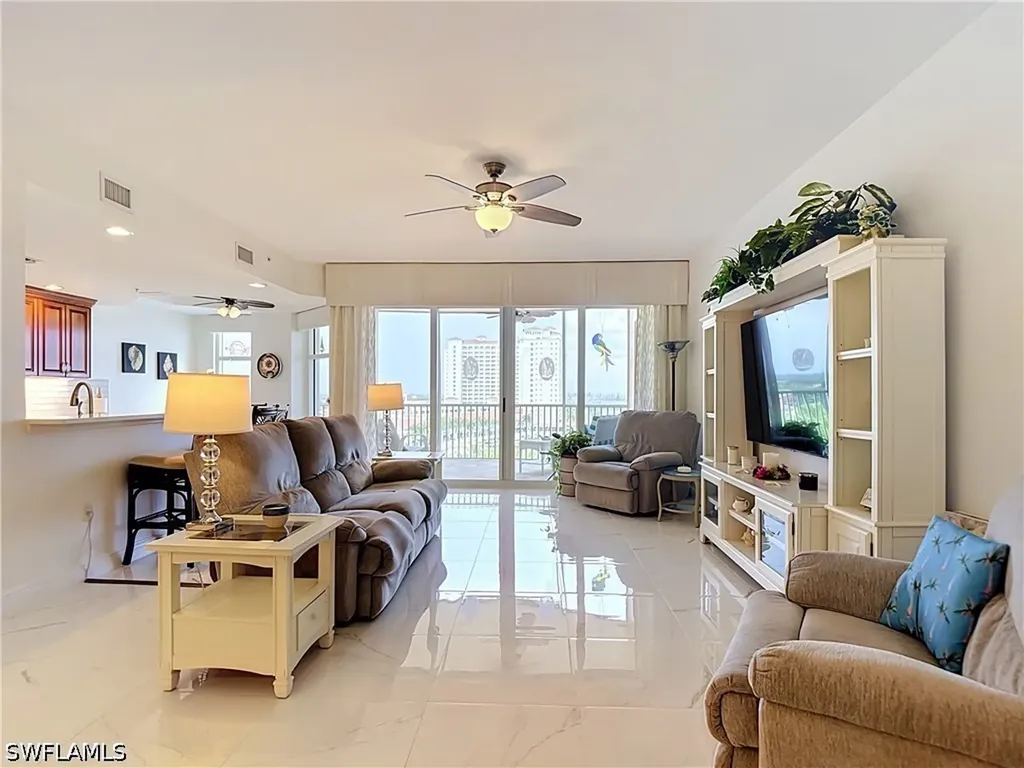 6081 Silver King Boulevard Cape Coral FL 33914