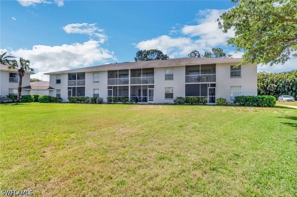 1358 Derbyshire Court Naples FL 34116