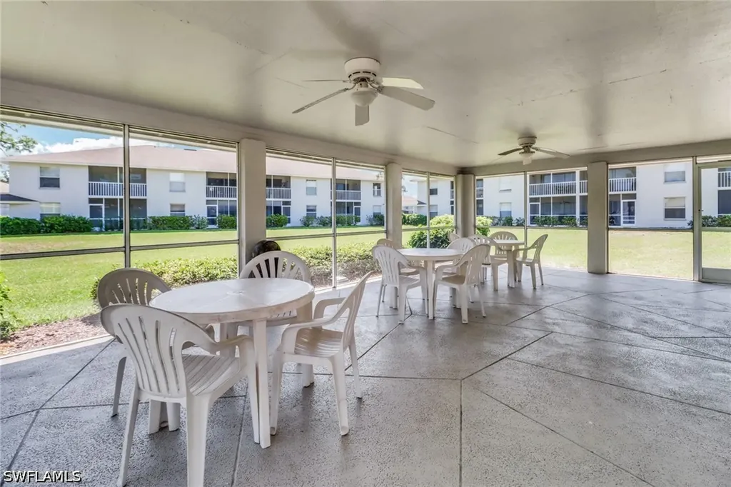 1358 Derbyshire Court Naples FL 34116