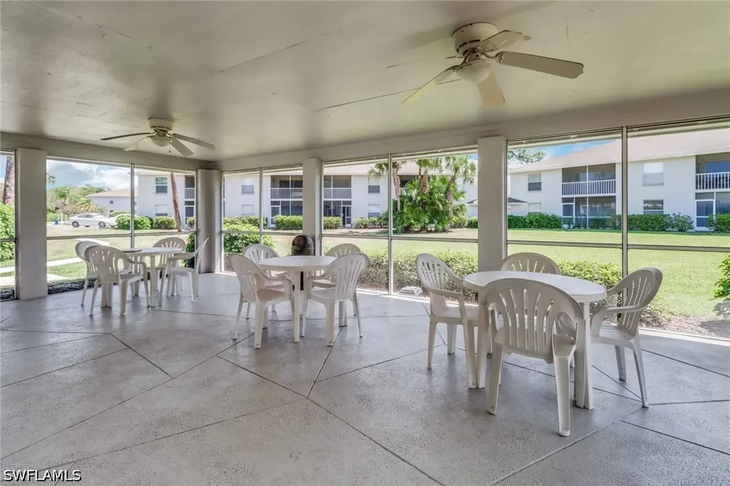 1358 Derbyshire Court Naples FL 34116