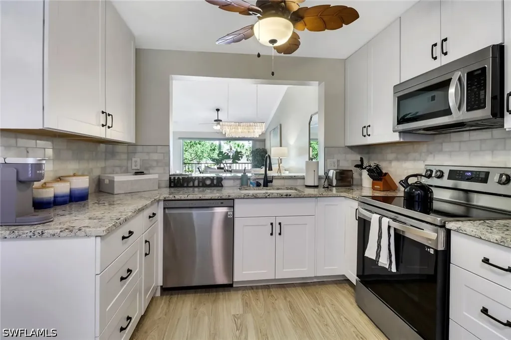 1358 Derbyshire Court Naples FL 34116