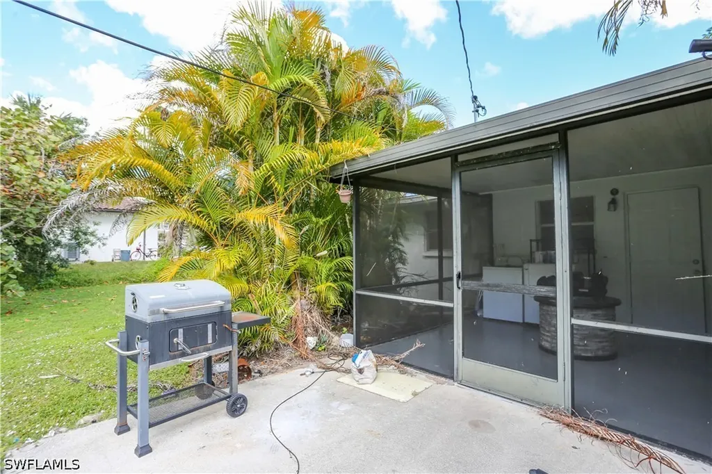 159 5th Street Naples FL 34113