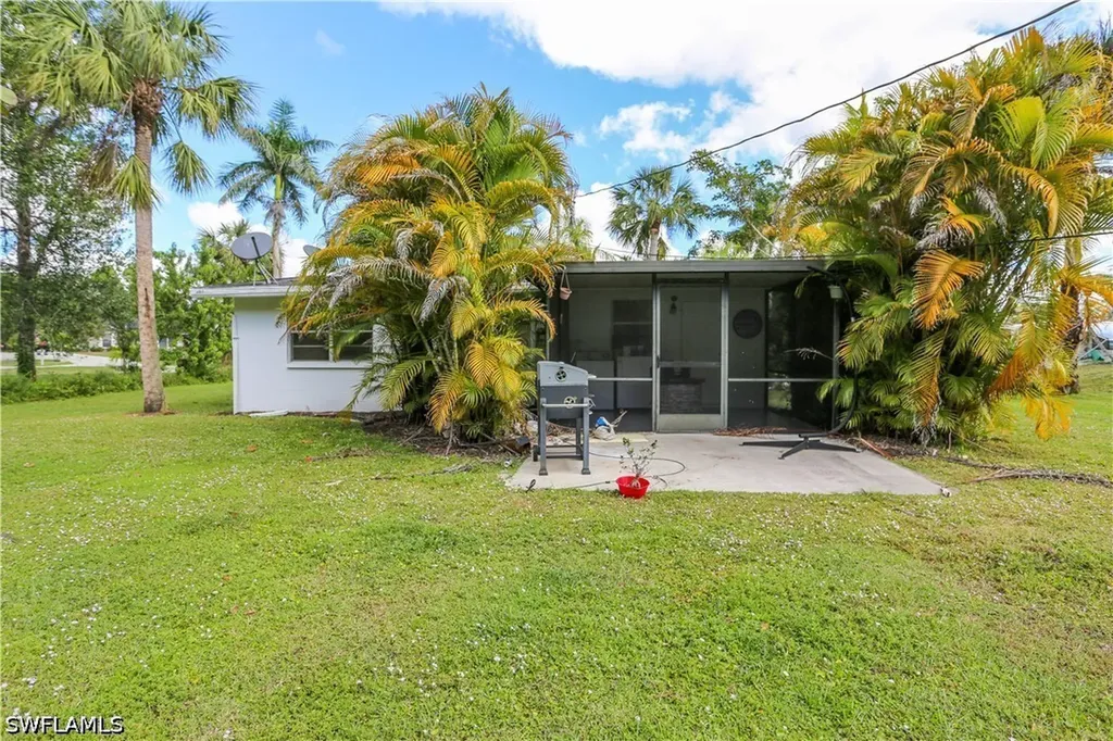 159 5th Street Naples FL 34113