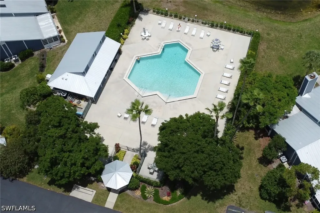 3400 Timberwood Circle Naples FL 34105
