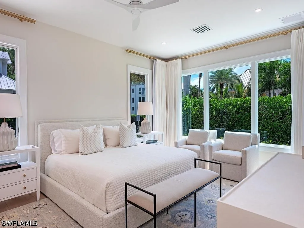 55 13th Avenue S Naples FL 34102