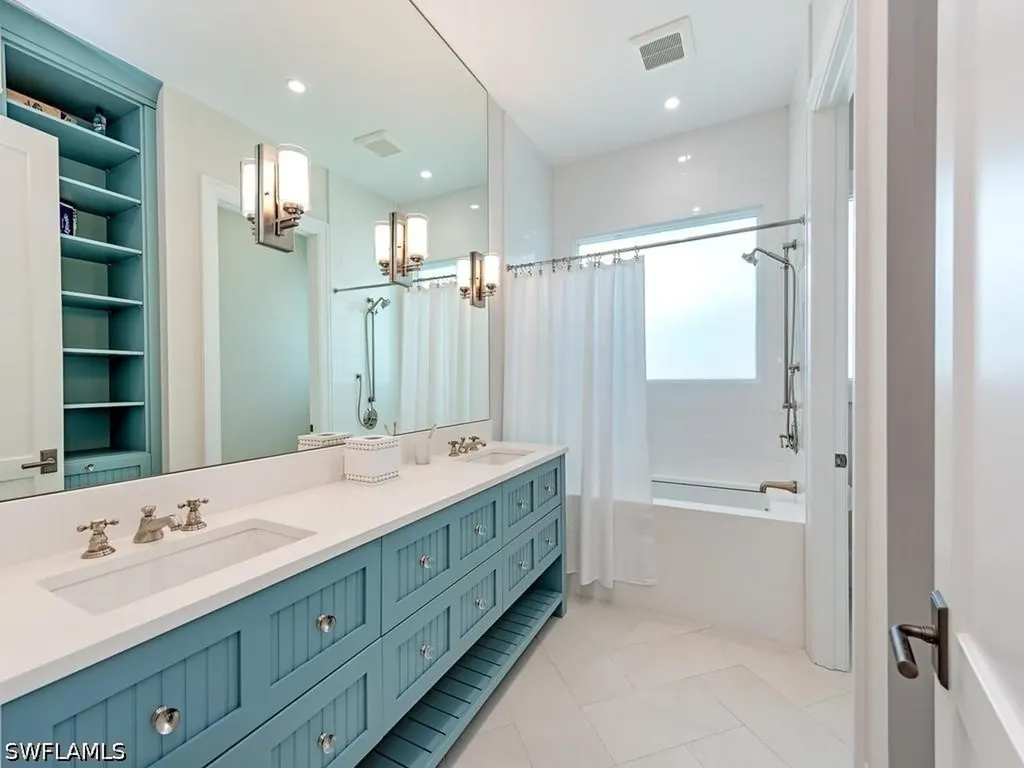 55 13th Avenue S Naples FL 34102