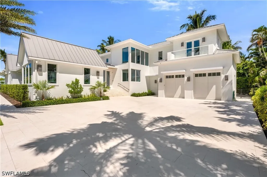 55 13th Avenue S Naples FL 34102