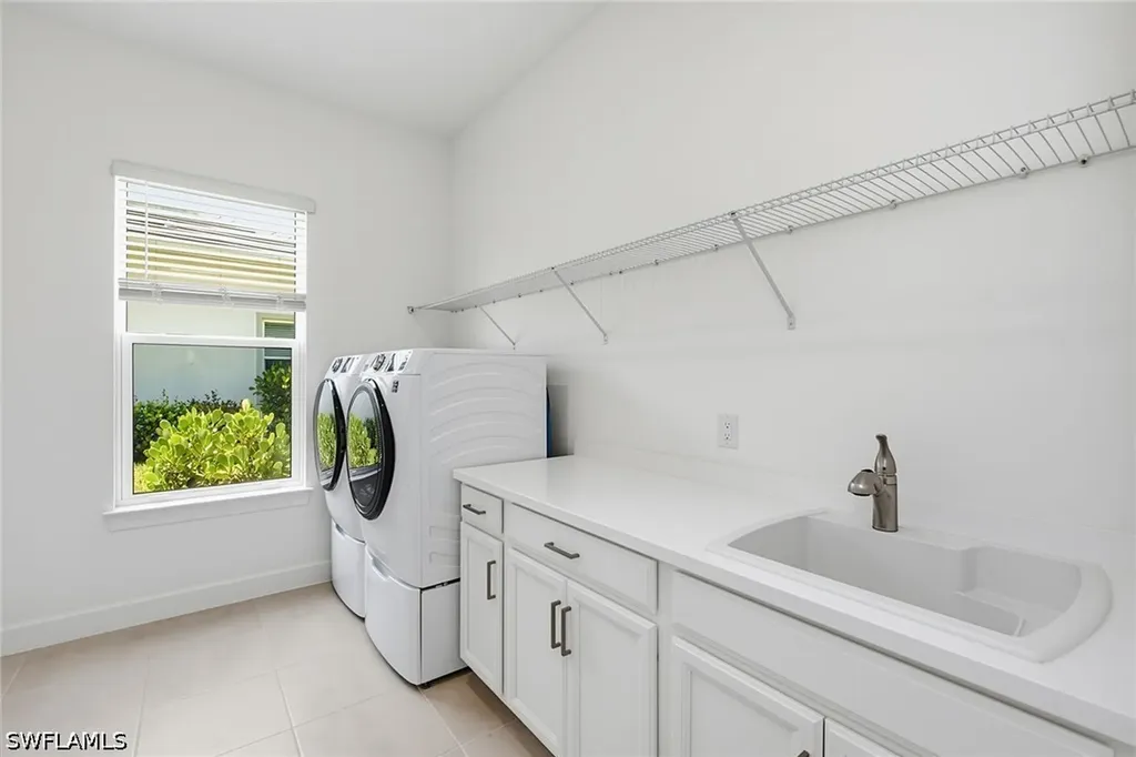 15372 Turin Drive Naples FL 34114
