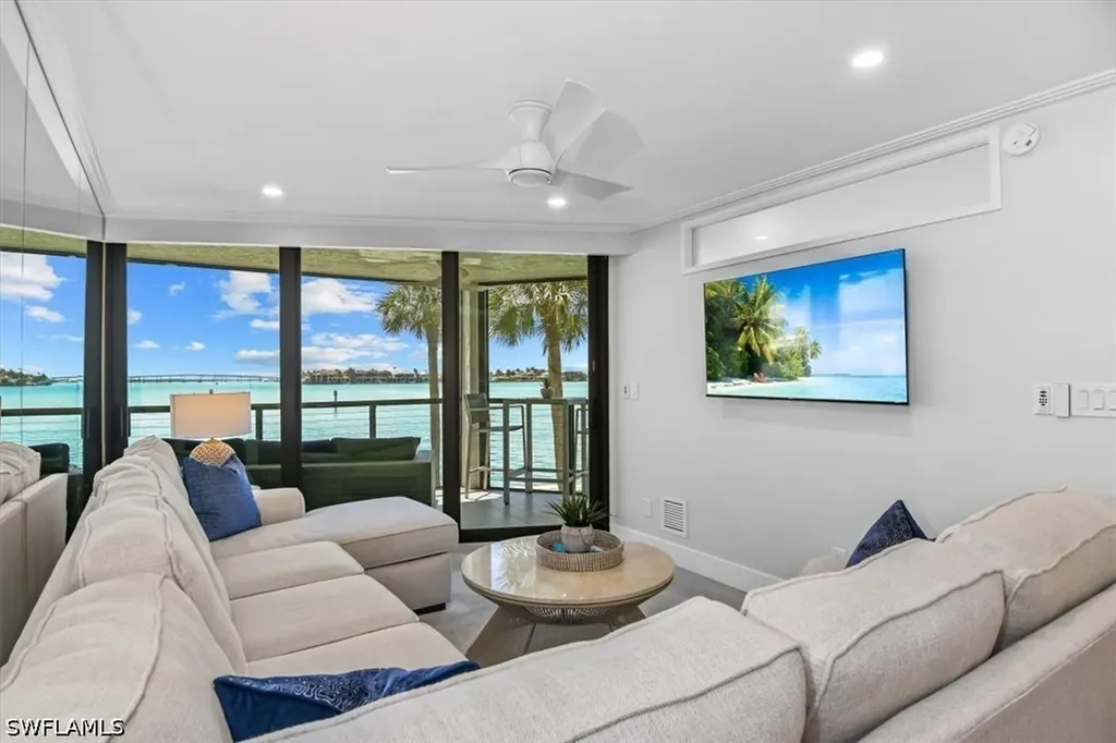 1085 Bald Eagle Drive Marco Island FL 34145