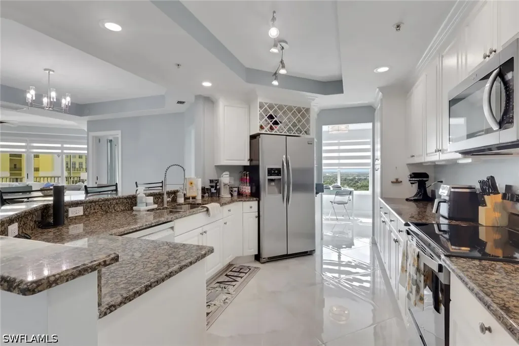 2743 1st Street Fort Myers FL 33916