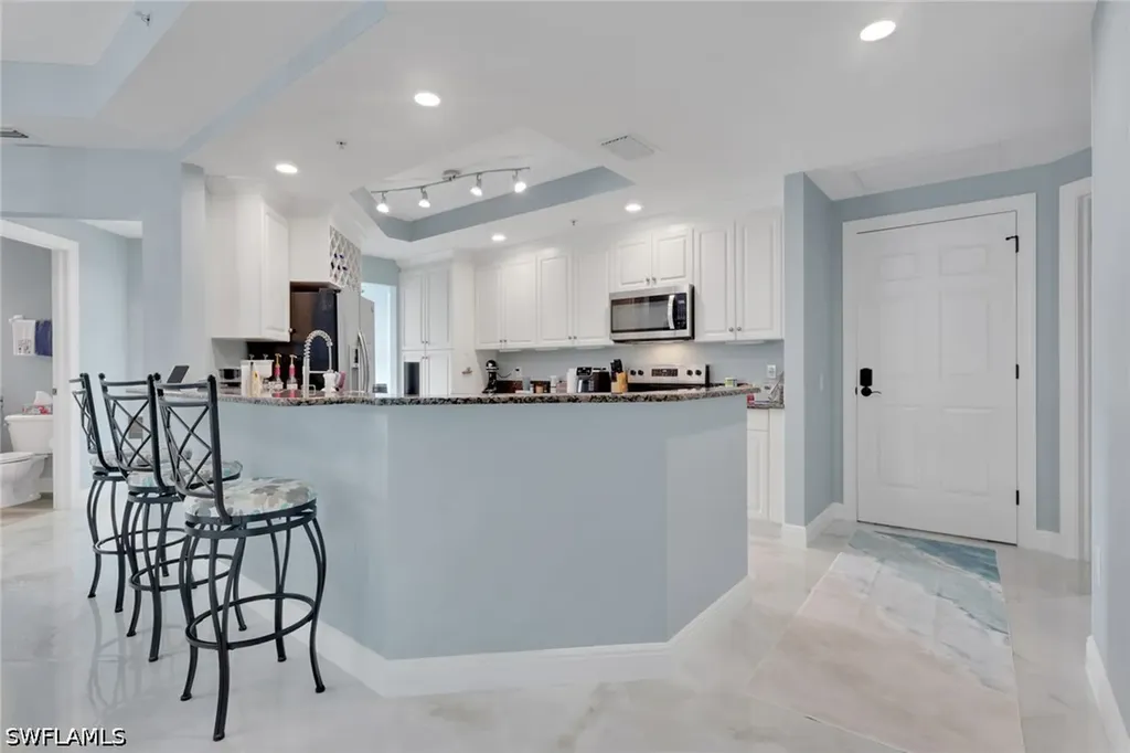 2743 1st Street Fort Myers FL 33916