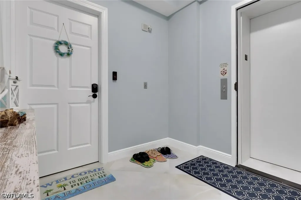2743 1st Street Fort Myers FL 33916