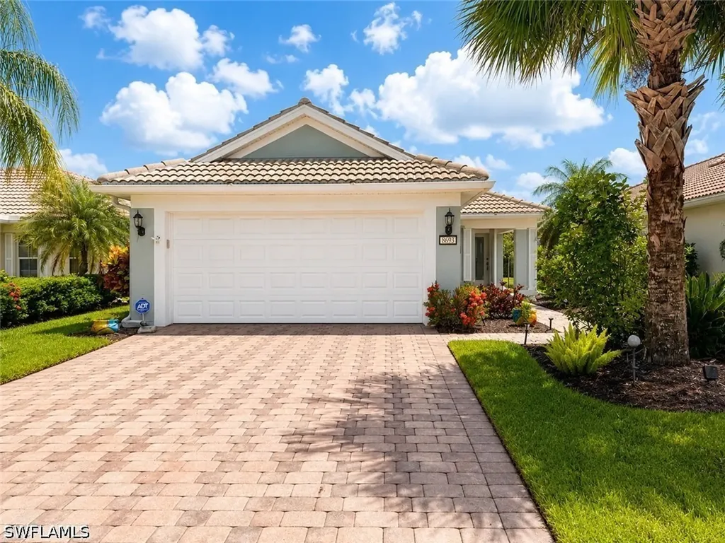 8693 Querce Court Naples FL 34114