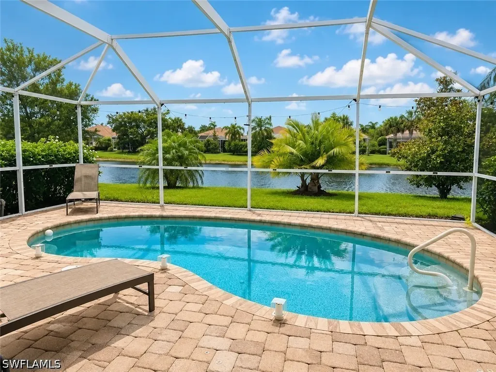 8693 Querce Court Naples FL 34114
