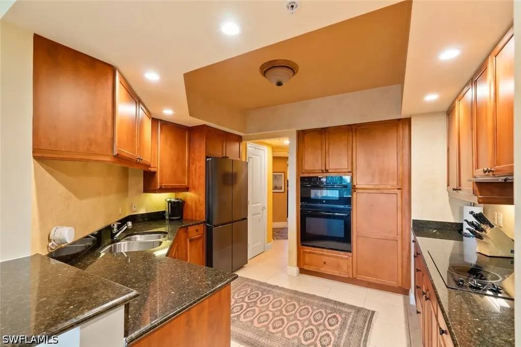 1060 Borghese Lane Naples FL 34114
