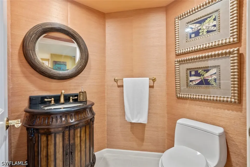 1060 Borghese Lane Naples FL 34114