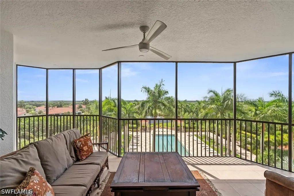 1060 Borghese Lane Naples FL 34114
