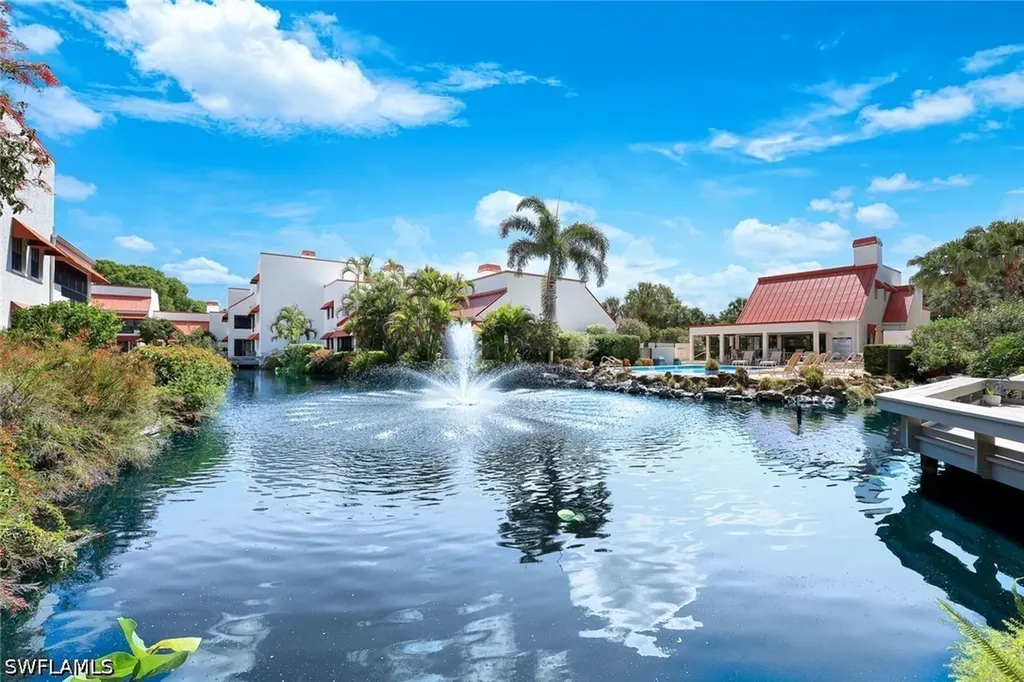 613 Serendipity Drive Naples FL 34108