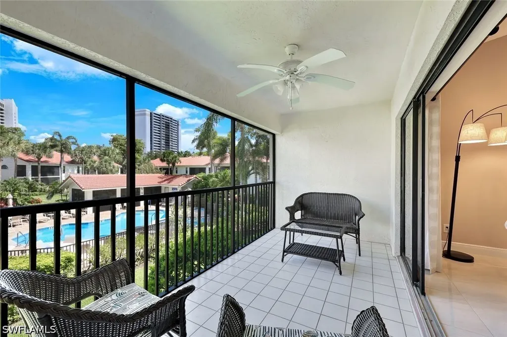 613 Serendipity Drive Naples FL 34108