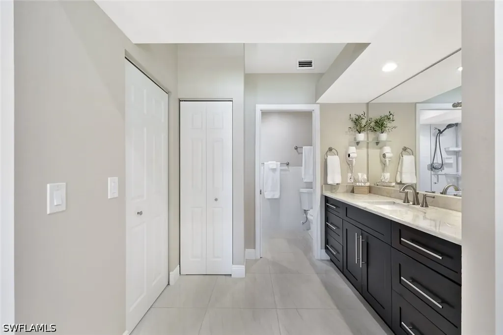 613 Serendipity Drive Naples FL 34108