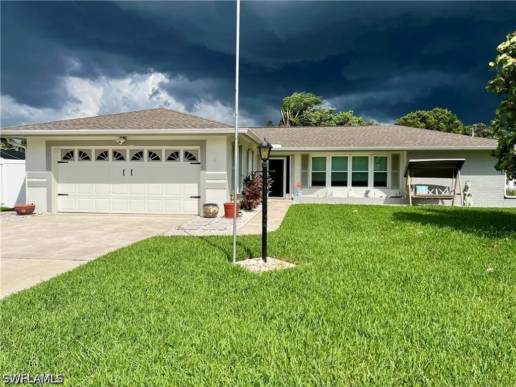 4629 SE 20th Avenue Cape Coral FL 33904