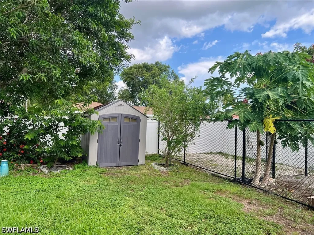 4629 SE 20th Avenue Cape Coral FL 33904