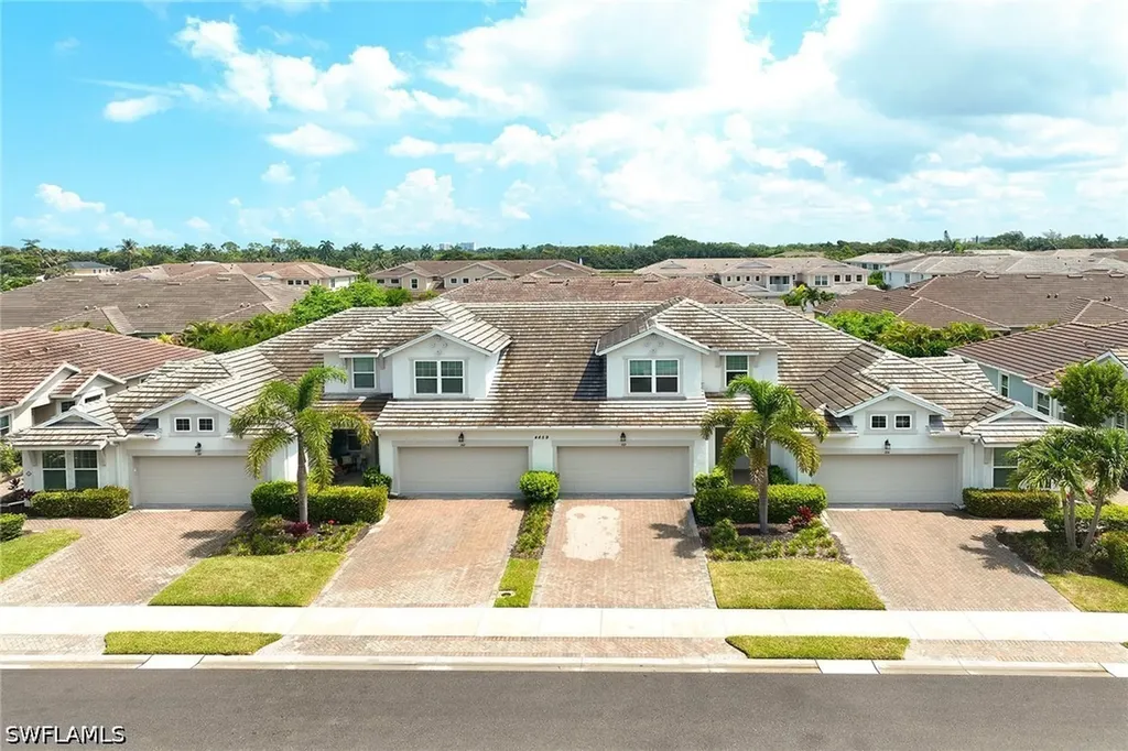 4659 Arboretum Circle Naples FL 34112