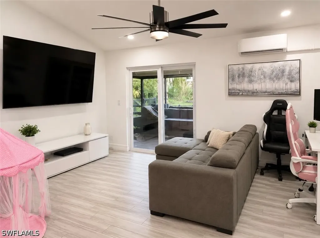 2942 40th Avenue SE Naples FL 34117