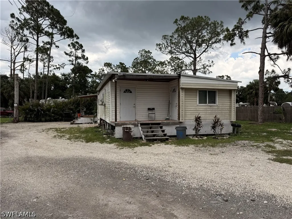 8219 Bartholomew Drive North Fort Myers FL 33917