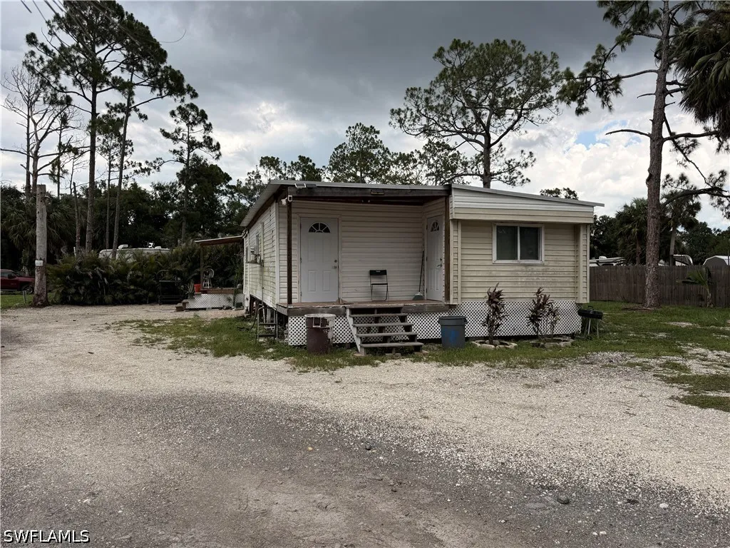 8219 Bartholomew Drive North Fort Myers FL 33917
