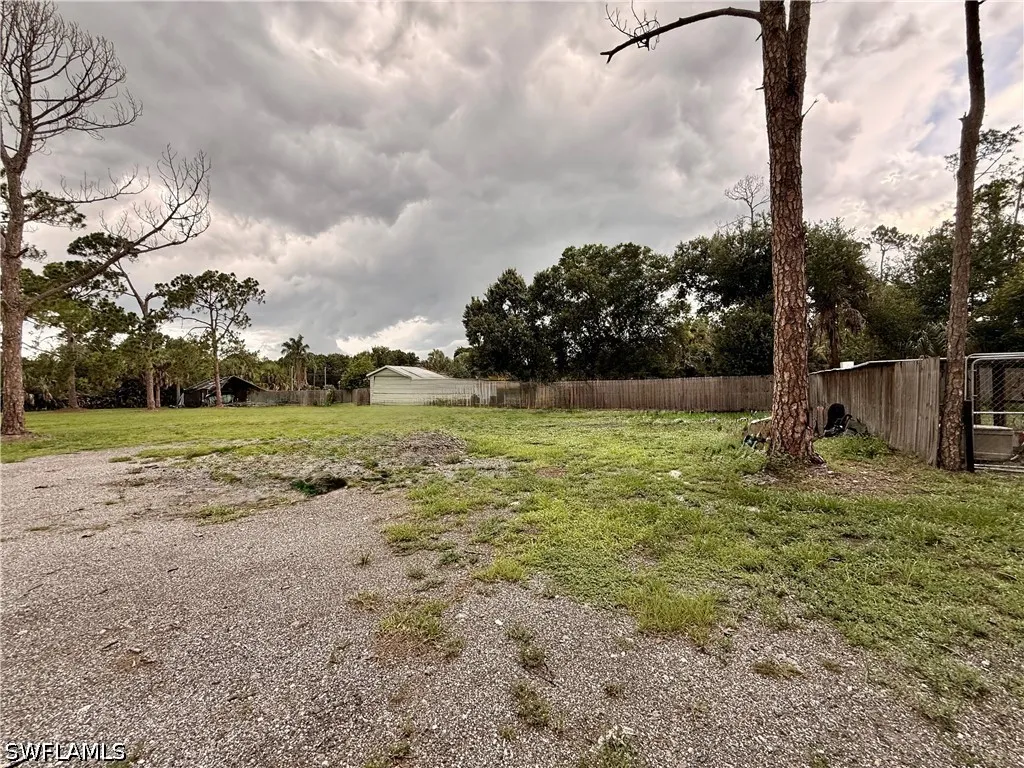 8219 Bartholomew Drive North Fort Myers FL 33917