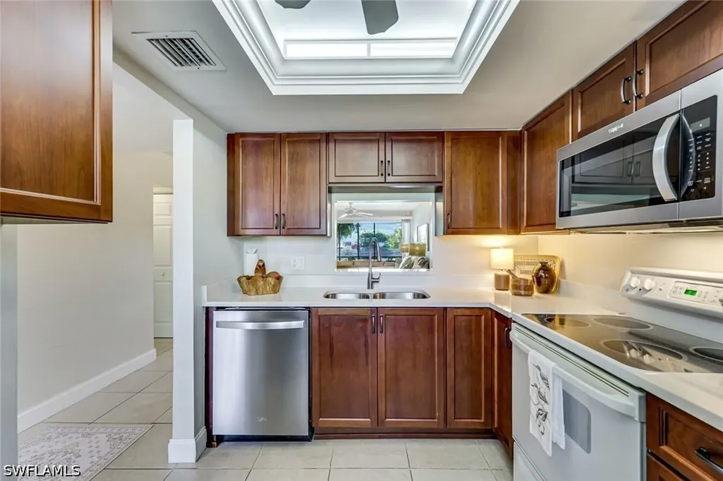 3030 Binnacle Drive Naples FL 34103