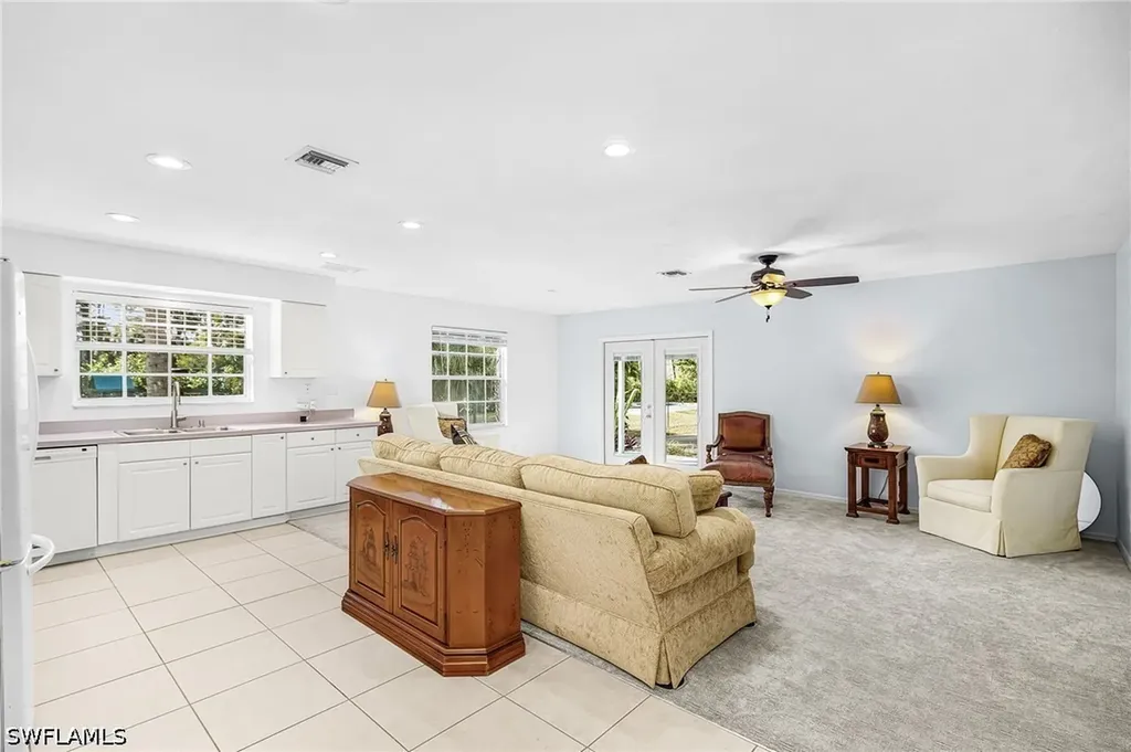 670 27th Street NW Naples FL 34120