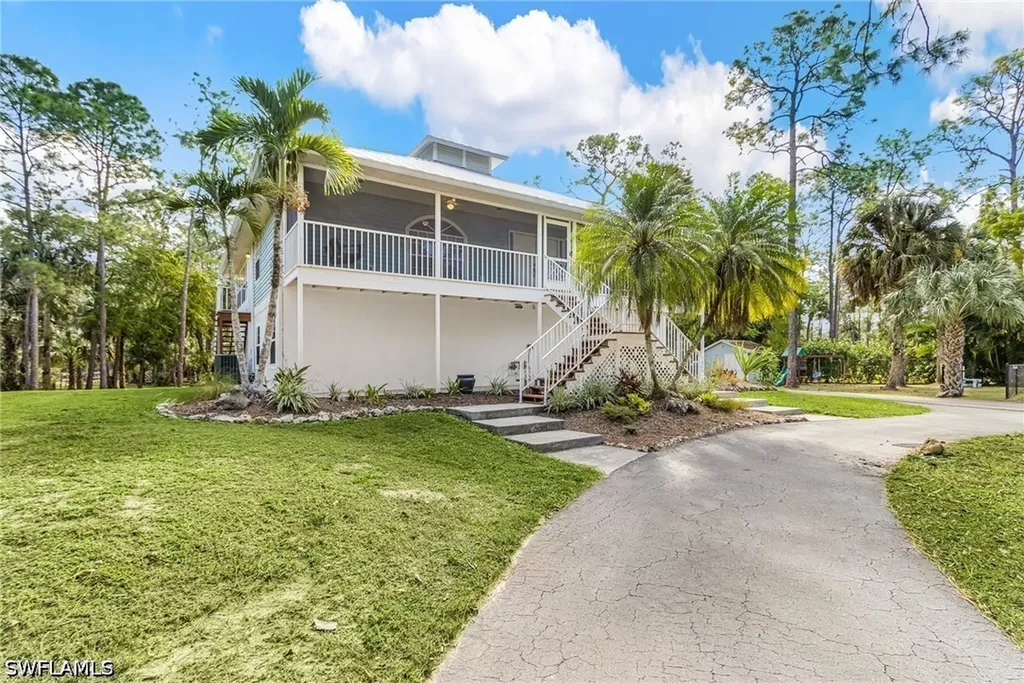 670 27th Street NW Naples FL 34120