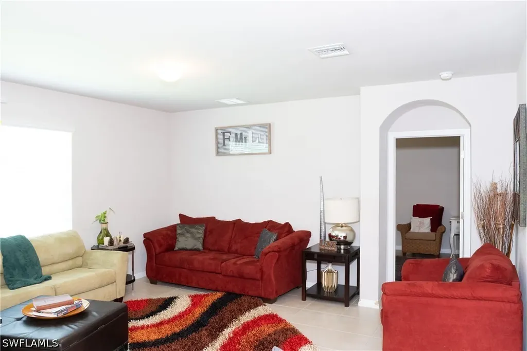 5190 42nd Street NE Naples FL 34120