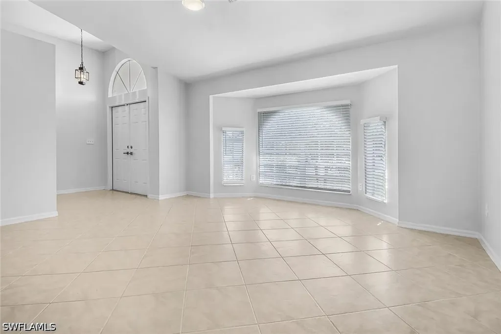 4367 18th Street NE Naples FL 34120