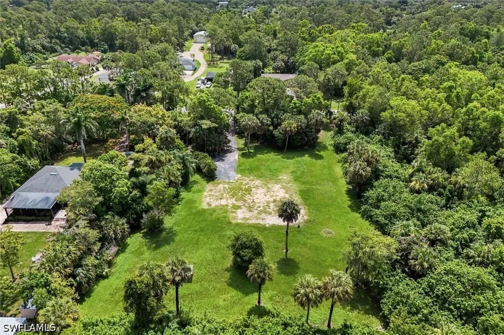 1481 19th Street SW Naples FL 34117