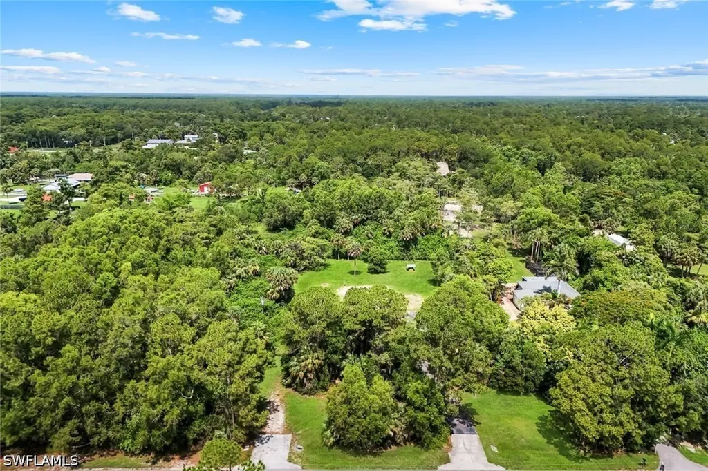 1481 19th Street SW Naples FL 34117