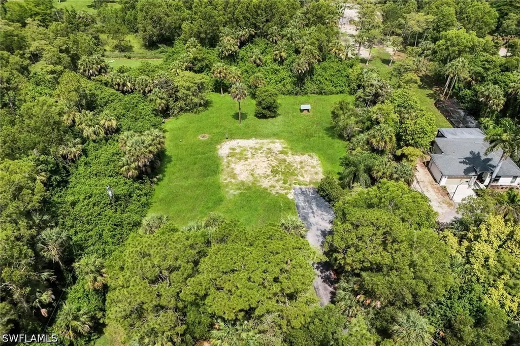 1481 19th Street SW Naples FL 34117