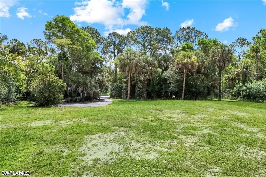 1481 19th Street SW Naples FL 34117