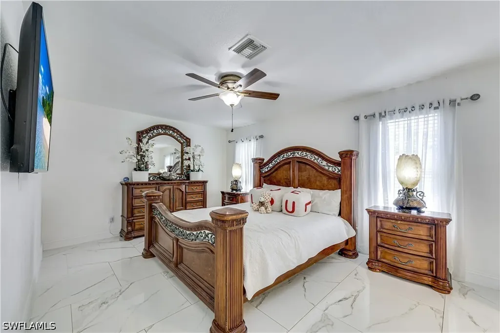 4335 45th Avenue NE Naples FL 34120