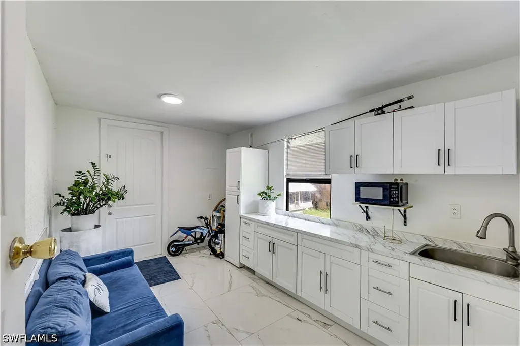 4335 45th Avenue NE Naples FL 34120