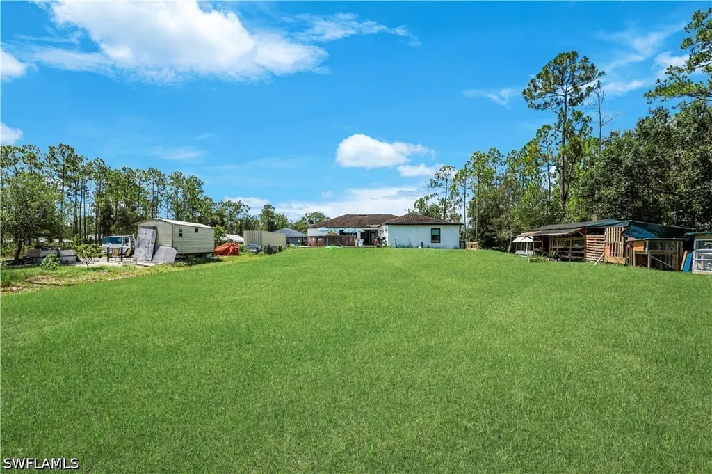 4335 45th Avenue NE Naples FL 34120